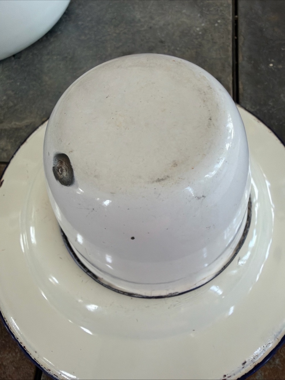 Vintage Cherry Enamel Casserole Dish with Lid - plus double boiler, plate & cup - Picture 12 of 12